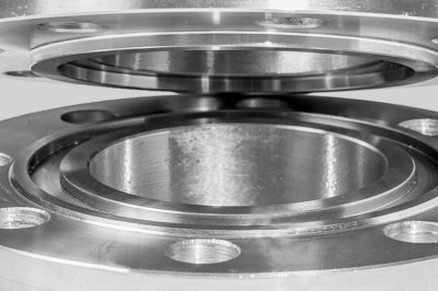image Collar and Groove in the spotlight